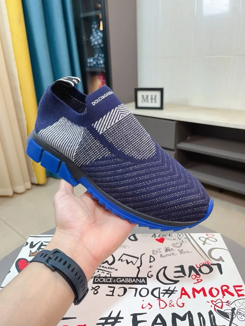 Ex-factory price 340🌹🌹"Dolce & Gabbana DG" original imported fly-knit stitching➕fly-knit lining, light on the foot, comfortable, versatile, original special outsole🔥favored by trendy men. Welcome to compare the quality🔥exquisite luxury, super A level! Compared with the genuine product at the counter, the version is no worse at all! Code number 36-46